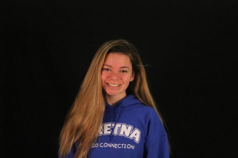 Photo of Savannah Andrews