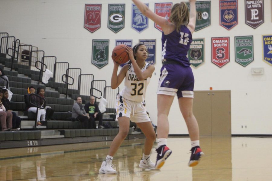 New Player: Arianna Reeves (23) looking quickly her teammates. My favorite part about the game is the adrenaline, Reeves said. “Having the crowd and teammates cheering for you is the best.” This is Reeves’s first year playing for the Gretna Dragons.