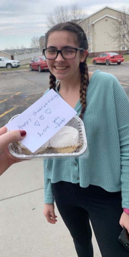 Zoey Schultz was gifted baked goods by Paige Pulte in hopes of brightening her friends spirits.