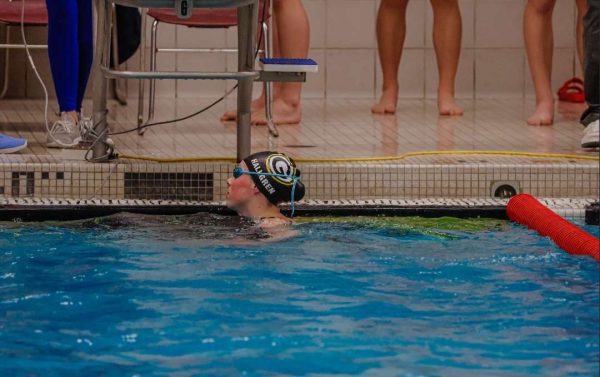 Sophomore Mya Hallgren swam at State last year using only one leg to push off because of an ACL and meniscus. Hallgren has been competing in swim since grade school. 